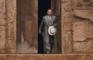 Kenneth Branagh nei panni di Hercule Poirot